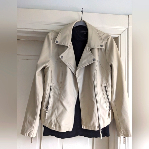 Max Studio Jackets & Blazers - Max Studio Classic Faux Leather Moto Jacket Large